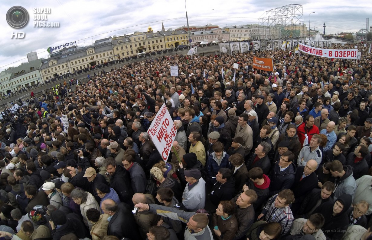 8 декабря 2011. Болотная революция 2012. Протесты на Болотной площади 2012. Навальный на Болотной 2012. Протесты на Болотной 2011.
