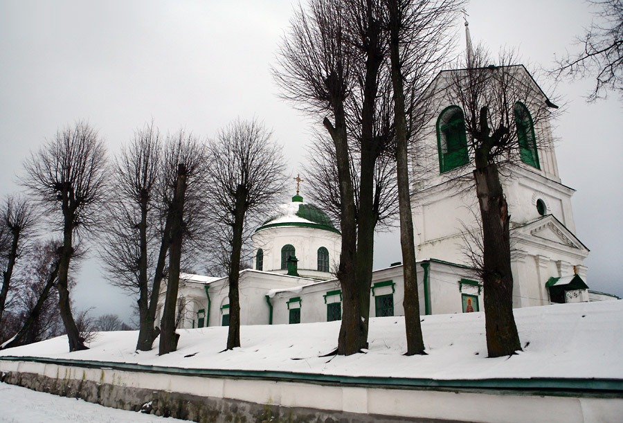 Деревня белей. Храм Рождества Богородицы дновски йраойн. Белая Церковь Дновский район. Храм д белая Дновский район. Белая деревня Псковская область храм.