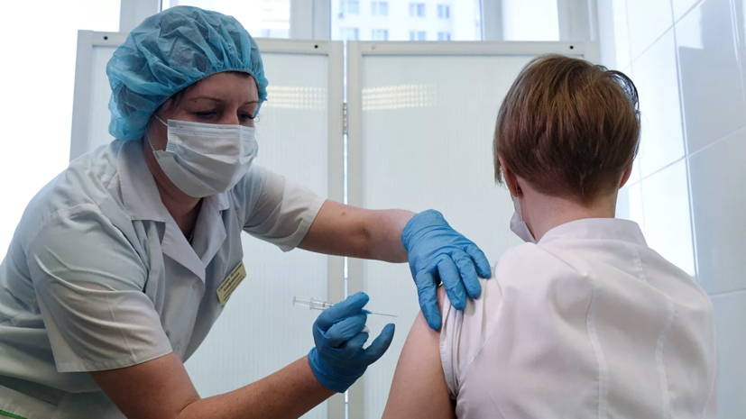 Студенты ПсковГУ получат за вакцинацию от коронавируса по 1000 рублей