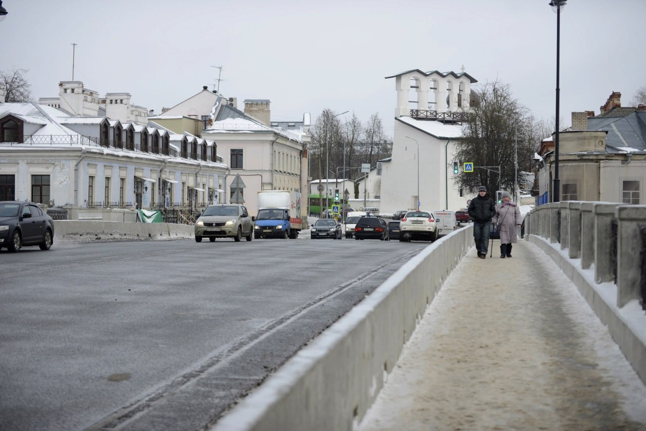 На Советском мосту в Пскове установят видеонаблюдение и архитектурную ...
