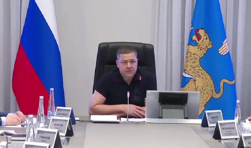 Ограничения по продаже бензина псковский губернатор назвал искусственным сдерживанием «неоправданно высокого спроса»